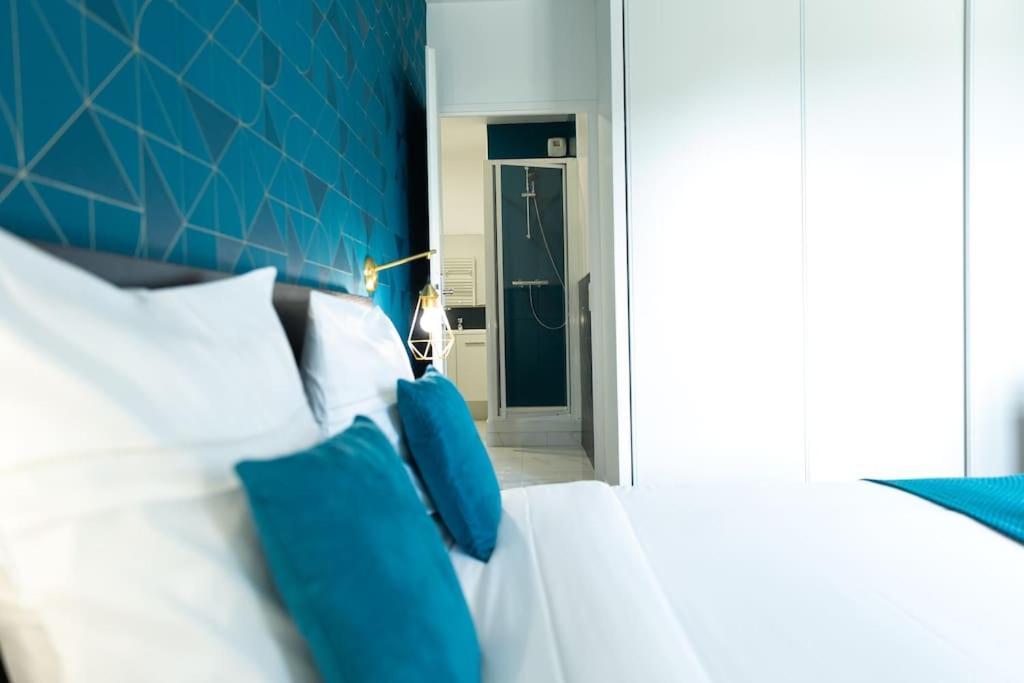 Elegant Apartment #6 Serris Bagian luar foto